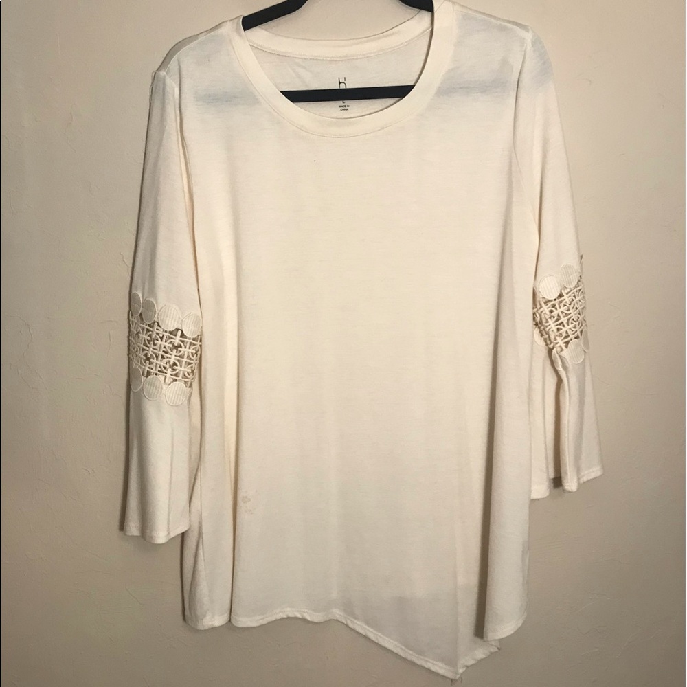 Classy White Top with flowy detailed sleeves